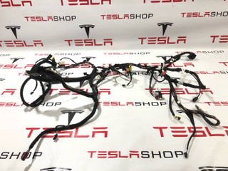 Электропроводка центральной панели Tesla Model Y 1 поколение 2021, 1489040-04-D
