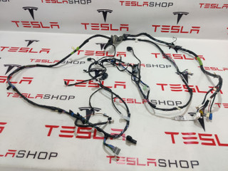 Проводка крышки багажника Tesla Model X 1 поколение 2016, 1032443-81-G, 1032443-71-G