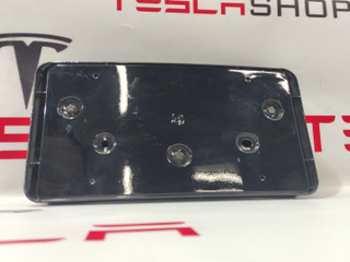 бленда Tesla Model S 1 поколение [2-й рестайлинг] (2021 - 2026), 1588287-00-A, 1588288-00-B, 1588289-00-A