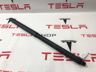 амортизатор крышки багажника (3-5 двери) Tesla Model S 1 поколение [2-й рестайлинг] (2021 - 2026), 6006611-00-C