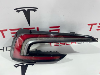 фонарь задний левый Tesla Model 3 2 поколение 2025, 1691498-00-F