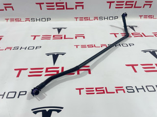 Патрубок охлаждения основной батареи Tesla Model 3 1 поколение 2019, 1094759-00-D, 1112282-00-C, 1119032-00-B, 107634200C