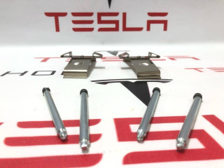 направляющая суппорта передняя Tesla Model S 1 поколение [рестайлинг] 2016, 1042639-00-D, 1027621-00-D