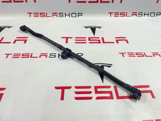 Патрубок охлаждения основной батареи Tesla Model 3 1 поколение 2019, 1091587-00-D