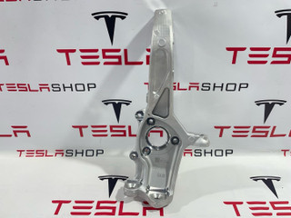 кулак поворотный левый Tesla Model 3 1 поколение 2019, электро, 1044311-00-E
