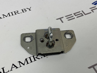 Петля замка (ригель) крышки багажника Tesla Model S 1 поколение [рестайлинг] 2018, 1009419-00, A2127400132