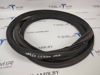 уплотнитель Tesla Model S 1 поколение [рестайлинг] 2018, 6009582-00
