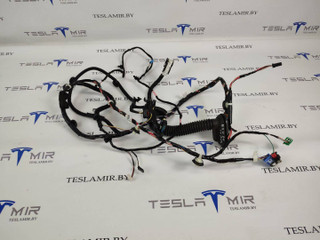 Электропроводка двери передняя правая Tesla Model 3 1 поколение 2021, 3067963-00