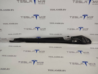 накладка двери (крышки) багажника Tesla Model S 1 поколение [рестайлинг] 2018, 6007576-00, 1005361