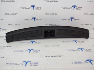Отделка багажника (пластик) под замок Tesla Model S 1 поколение [рестайлинг] 2017, 1010824-01