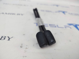 форсунка омывателя лобового стекла Tesla Model S 1 поколение [рестайлинг] 2017, 1052887-00