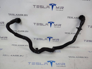 трубка охлаждающей жидкости Tesla Model S 1 поколение [рестайлинг] 2018, 1472610-00