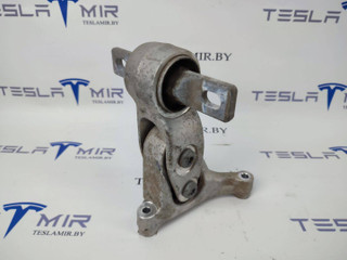кронштейн двигателя Tesla Model S 1 поколение [рестайлинг] 2017, 1055366-00, 1055368-00
