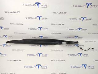 накладка двери (крышки) багажника Tesla Model S 1 поколение [рестайлинг] 2018, 6007576-00, 1005361