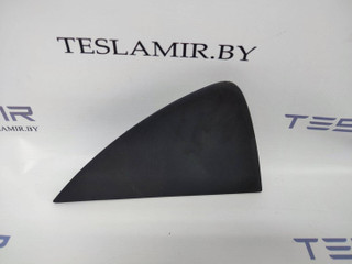 Накладка боковая торпеды правая Tesla Model 3 1 поколение 2020, 1083362-00