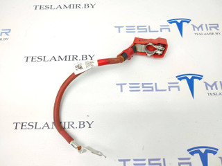 Плюсовой провод аккумулятора (Клемма +) Tesla Model 3 1 поколение 2020, 1067971-00