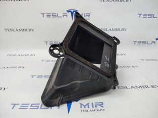 воздухозаборник Tesla Model 3 1 поколение 2020, 1107204-00, 1092162-00