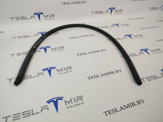 уплотнитель подкапотного пространства Tesla Model S 1 поколение [рестайлинг] 2017, 1060710-00