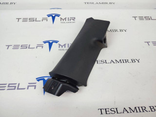 Накладка стойки С внутренняя левая верхняя Tesla Model 3 1 поколение 2020, 1086273-00