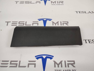 пластик Tesla Model 3 1 поколение 2022, 1086306-00