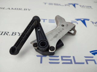 Датчик уровня пневмоподвески (положения кузова) задний правый Tesla Model S 1 поколение [рестайлинг] 2017, 102797600, 6006523-00