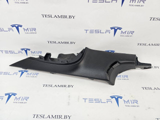 Накладка стойки С внутренняя левая верхняя Tesla Model 3 1 поколение 2022, 1086281-00, 1086281-88