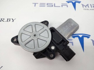 Привод (моторчик) люка левый Tesla Model S 1 поколение [рестайлинг] 2017, 6008620-00, LN-658VD
