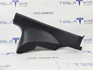 Накладка стойки С внутренняя правая нижняя Tesla Model 3 1 поколение 2022, 1086312-00