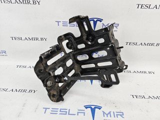 крепление аккумулятора Tesla Model 3 1 поколение 2022, 1119120-00, 1103710-00