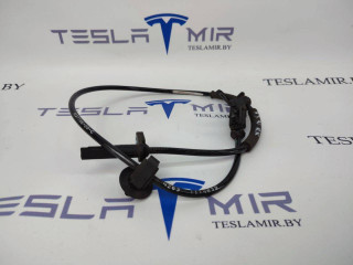 Датчик ABS АБС задний Tesla Model S 1 поколение [рестайлинг] 2017, 1037796-00