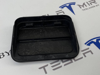 Вентиляционный клапан заднего багажника (жабры) Tesla Model S 1 поколение [рестайлинг] 2017, 6007556, 2F2A, B280B62