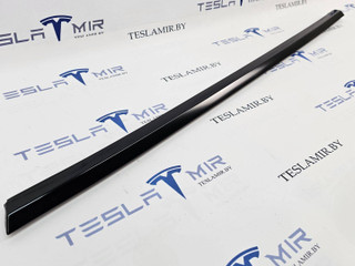 молдинг двери задней правой Tesla Model Y 1 поколение 2021, 1495721-00