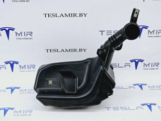 бачок омывателя Tesla Model 3 1 поколение 2023, 1096062-00, 1090850-00