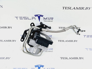 блок ABS Tesla Model 3 1 поколение 2023, 1044745-00, 1103541-00, 1188741-50, 1044711-00