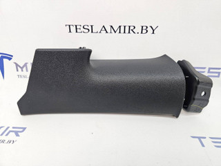 Накладка стойки С внутренняя левая верхняя Tesla Model 3 1 поколение 2023, 1086273-00