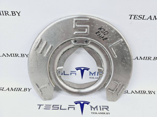 защитный кожух тормозного механизма Tesla Model 3 1 поколение 2023, 1044661-00