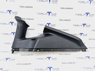 Накладка ремня безопасности стойки С правая Tesla Model Y 1 поколение 2021, 1494609-00