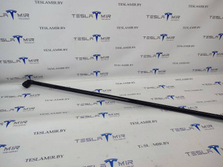 Патрубок системы охлаждения пластиковый передний Tesla Model Y 1 поколение 2021, 1530118-00