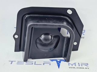 Накладка опоры (стакана) амортизатора правая Tesla Model Y 1 поколение 2021, 1494084-00