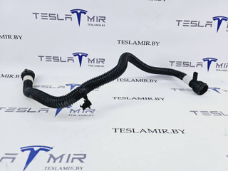 Патрубок системы охлаждения пластиковый Tesla Model S 1 поколение [2-й рестайлинг] 2022, 1585022-00
