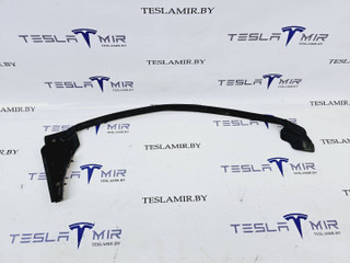 уплотнитель двери Tesla Model S 1 поколение [2-й рестайлинг] 2022, 1005421-00