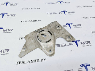 Пластина плита заднего подрамника правая Tesla Model S 1 поколение [рестайлинг] 2017, 1055866-00