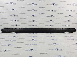 накладка на порог Tesla Model Y 1 поколение 2021, 1497745-00, 1497650-00