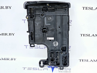 Блок управления BCM (бортовой сети) (Body Control Module) Боди Tesla Model 3 1 поколение 2023, 1567455-00, 1078673-90, 1078673-99, 1078673-32, 1497850-00, 1567359-00, 1567455-02