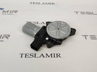 Привод (моторчик) люка правый Tesla Model S 1 поколение [рестайлинг] 2018, JN-658VD, 1006361-00