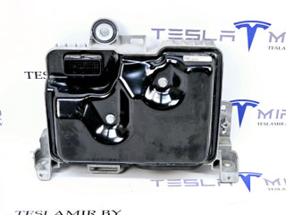 Блок управления BCM (бортовой сети) (Body Control Module) Боди Tesla Model 3 1 поколение 2023, 1118182-12, 1583991-00, 1497319-00, 1569303-00, 1569236-00