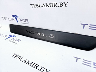 накладка на порог Tesla Model 3 1 поколение 2022, 1504763-00