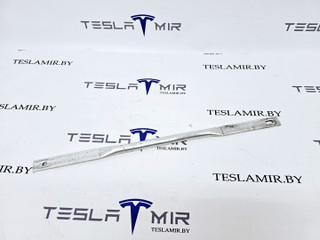 Трубка усиления телевизора/радиаторов алюминиевая (ус) Tesla Model S 1 поколение [рестайлинг] 2017, 1038910-00