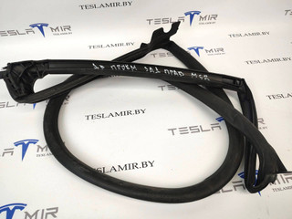 уплотнитель двери Tesla Model S 1 поколение [рестайлинг] 2017, 6009586-00