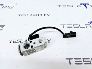 Клапан системы кондиционирования Tesla Model S 1 поколение [рестайлинг] 2017, 6008481-00, 1019544-00